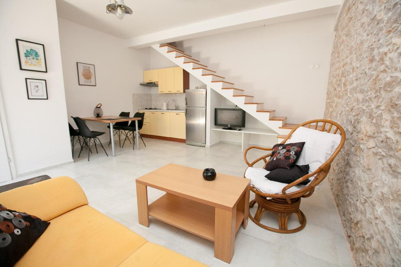 Kuca Za Odmor Toksini Apartman Zára Kültér fotó